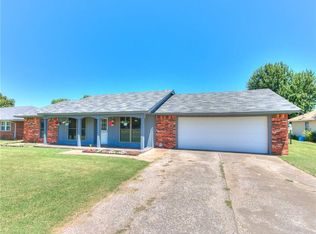 436 S Freehome Ave, Calumet, OK 73014