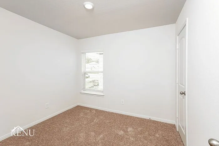 10453 Sweetwater Creek Dr — Photo 15