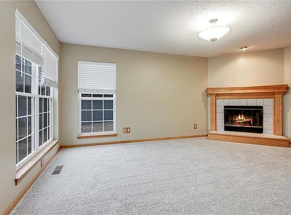 5th image of 1001 NW Pennington Pl