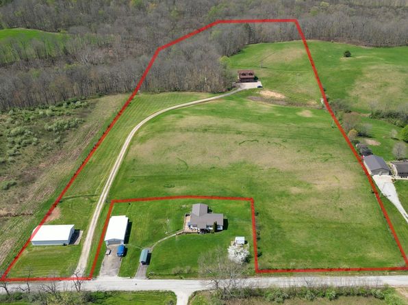 549 Cave Hill Rd, Little Hocking, OH 45742