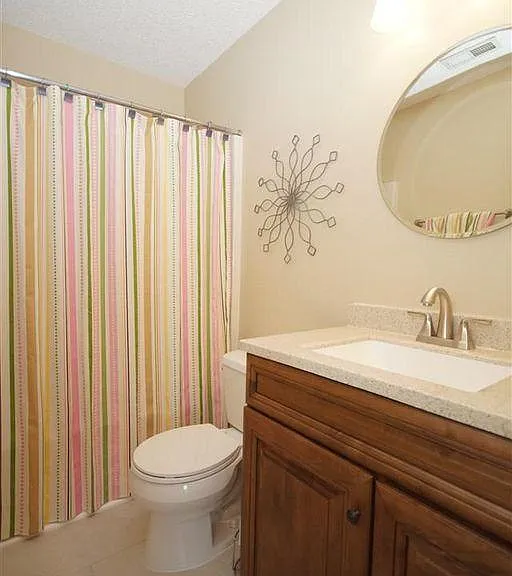 6901 Dawnalia Ct — Photo 3