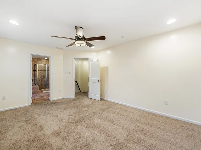3114 Raintree Dr — Photo 12