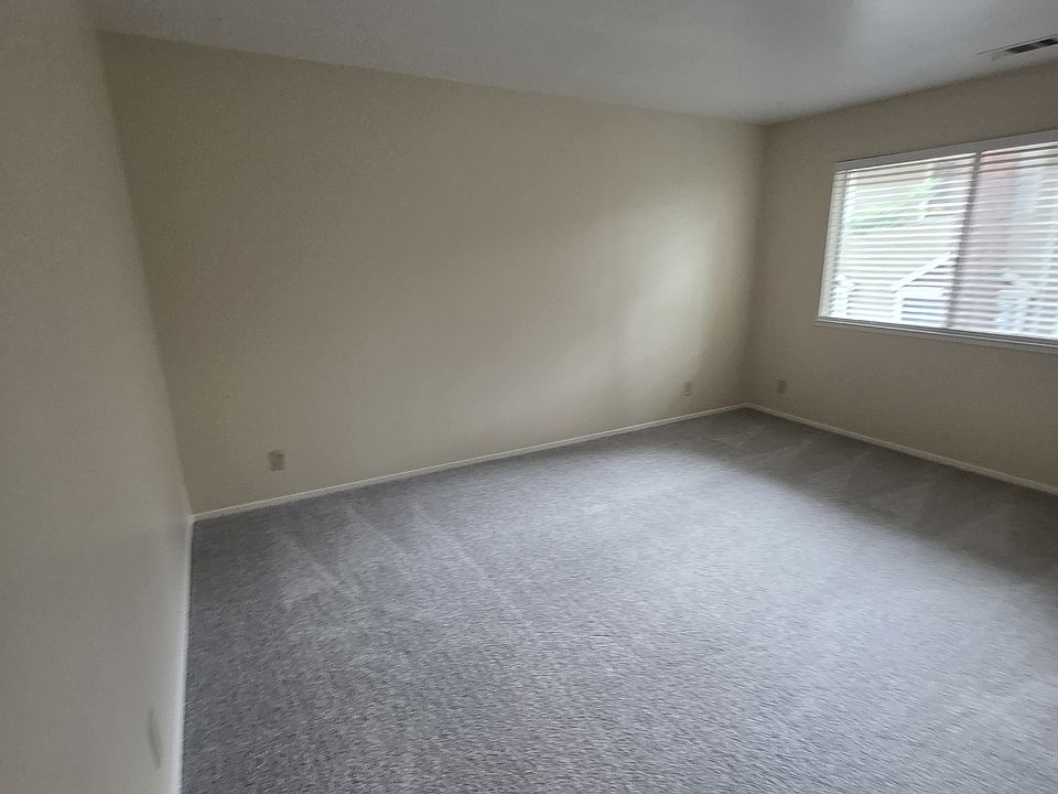 1st image of 2584 Greenwood Ln APT 12