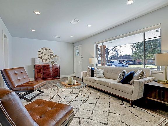 5th image of 2302 Cheshire Ln
