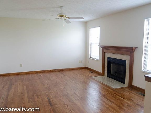 4th image of 6082 Pirthshire St