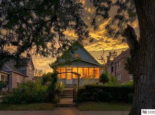 2214 Deer Park Blvd, Omaha, NE 68108
