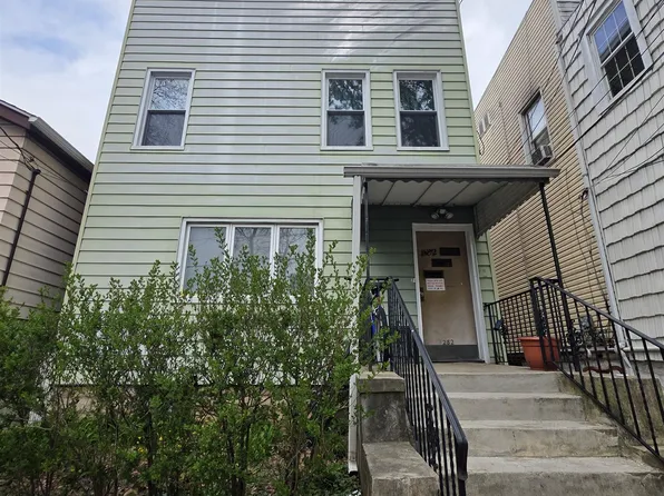 282 Neptune Ave APT 4, Jersey City, NJ 07305
