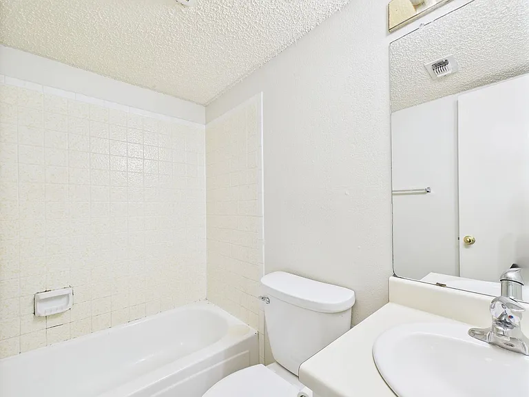 297 Billie Dr #2 — Photo 15