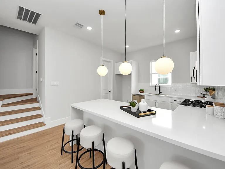 4814 Cochran St — Photo 16