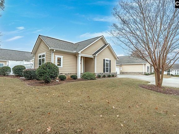 3rd image of 604 Laryn Ln