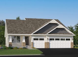 7946 42nd St N, Oakdale, MN 55128