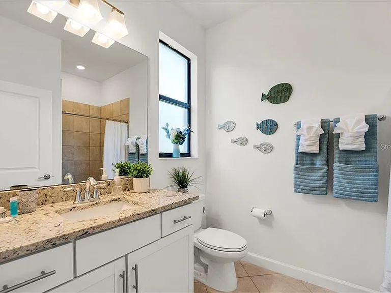5161 Coral Reef Way — Photo 15