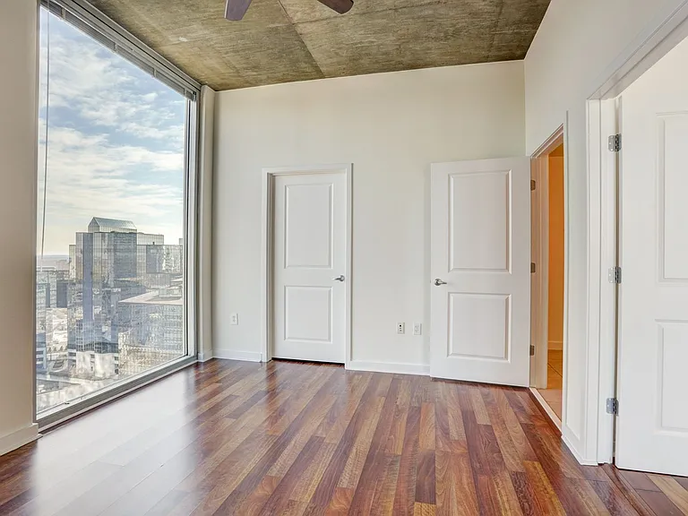 3324 Peachtree Rd NE #1919 — Photo 22