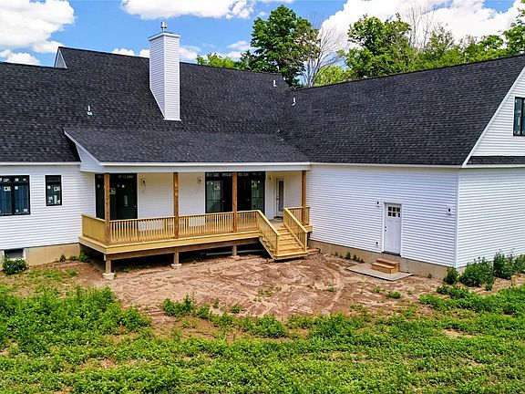 4th image of 119 Ryerson Road