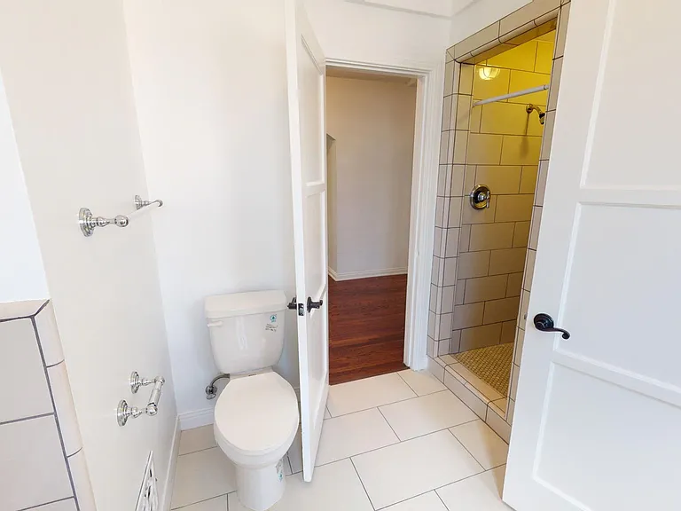 10747 W Ashton Ave — Photo 3