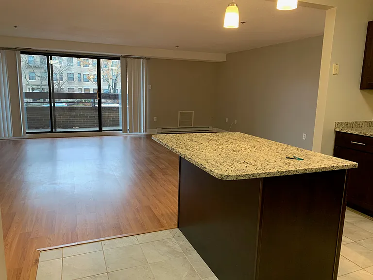 1101 Beacon St #22 — Photo 7