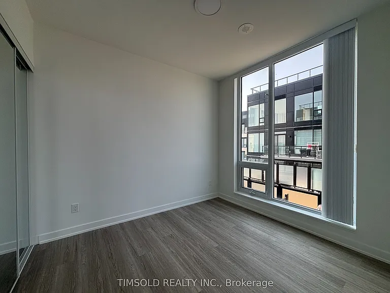 8188 Yonge St #916 — Photo 5