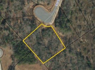 3940 1st St NW, Hickory, NC 28601