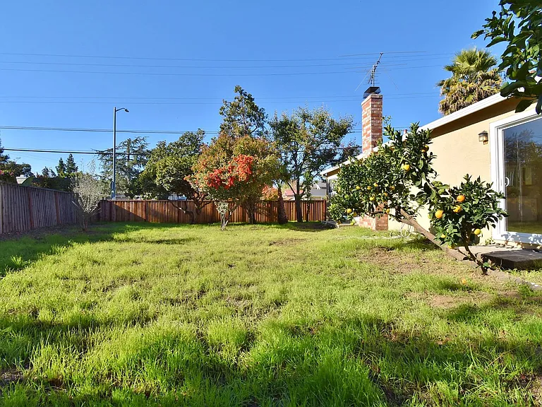 1350 Kruger Ave — Photo 19