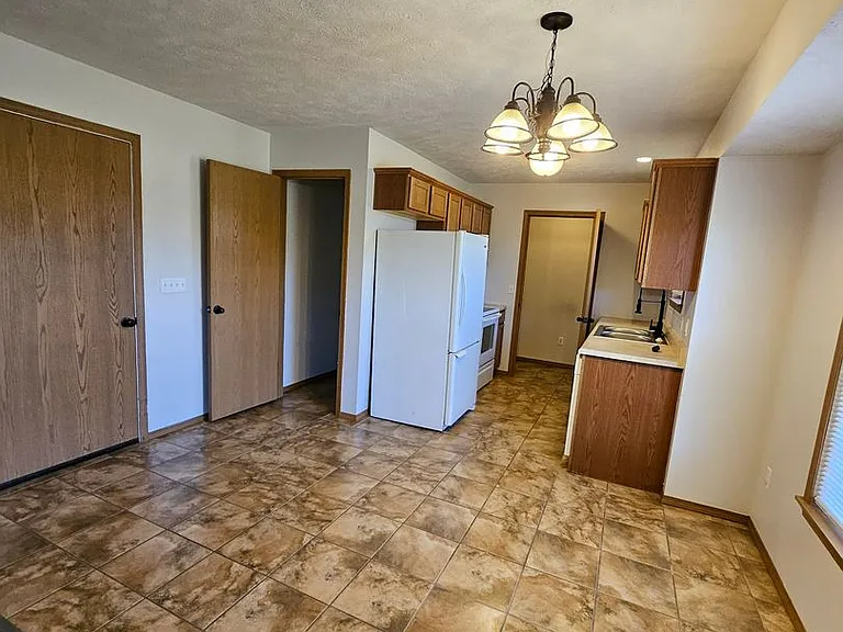 508 Rustic Rdg — Photo 4