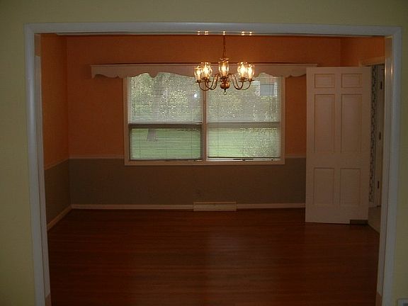 5th image of 156 Idle Hour Dr