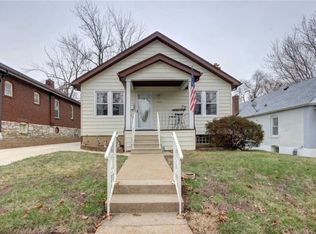 7052 Pernod Ave, Saint Louis, MO