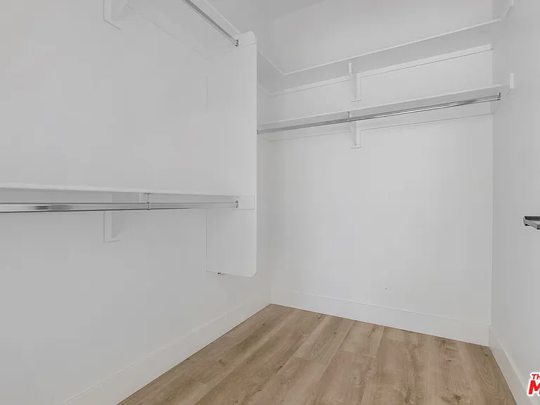 5657 Virginia Ave #202 — Photo 11