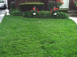 8097 Strathmoor St, Detroit, MI 48228