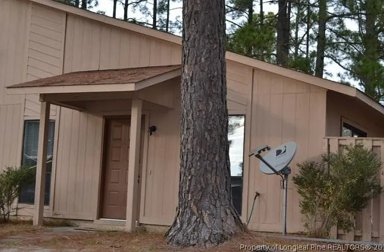 613 Mosswood Ln — Photo 1