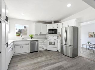 1057 Metcalf St, Escondido, CA 92026