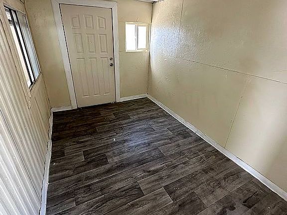 4th image of 1481 Palm St Unit 105