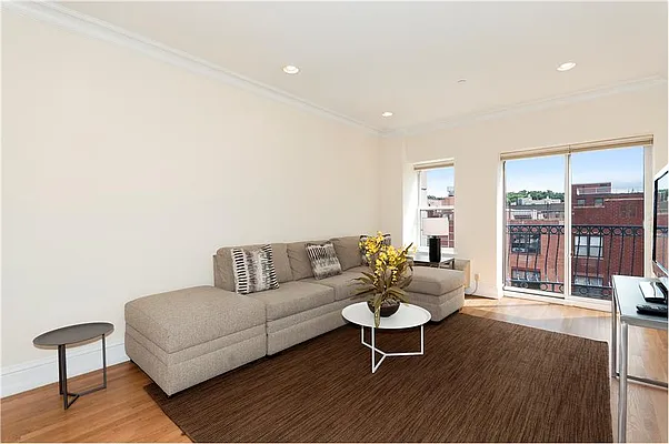Sold by Vize Property Group | media 4