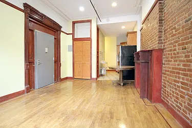 Rented by Elite NY Holdings