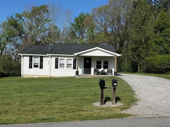 1771 Old Columbia Rd, Burns, TN 37055
