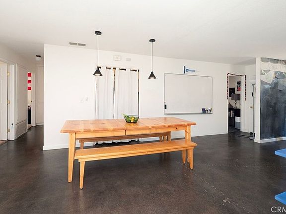 4th image of 5015 Pearblossom Dr