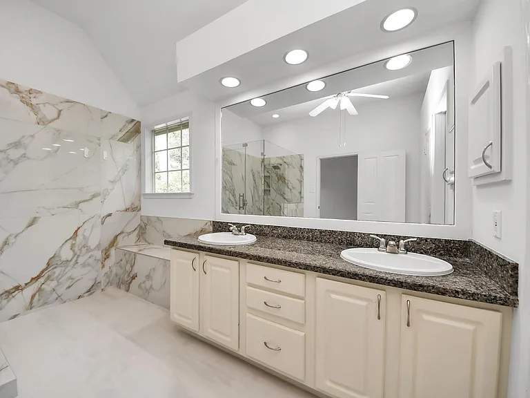 103 E Lakeridge Dr — Photo 39