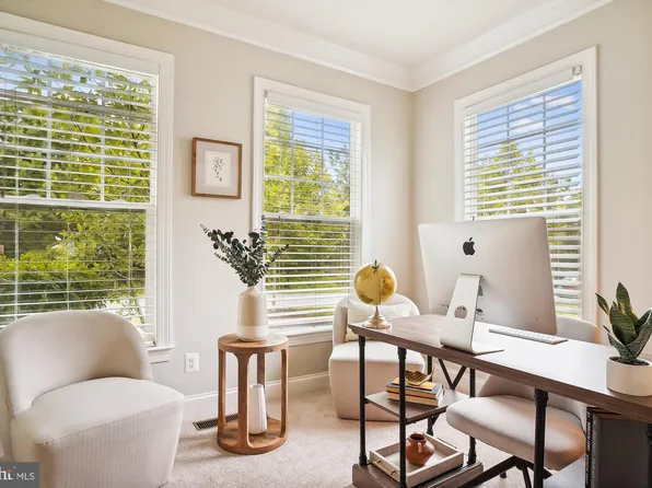 316 Macum Creek Dr, Chester, MD 21619