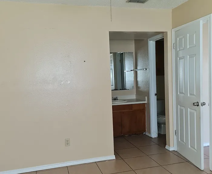711 Tumbleweed Dr #2 — Photo 13