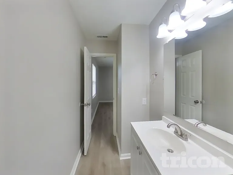 3812 Cologne Ct — Photo 8