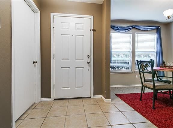 4th image of 2200 Sumac Dr