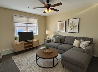 14 Appaloosa Dr, Dover, NH 03820