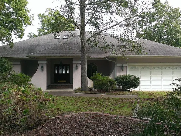 223 N Holland Point Dr, Stella, NC 28582
