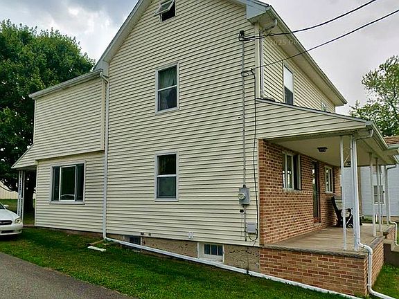 5th image of 150 Wood St