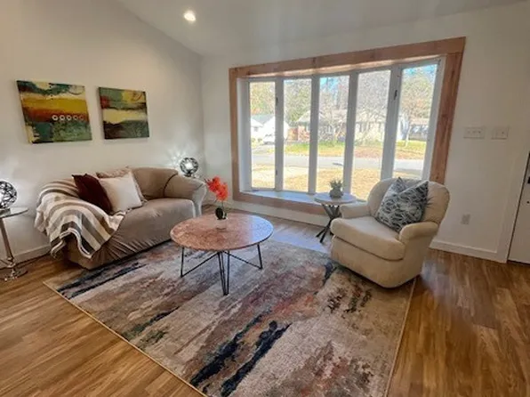 2054 Colston St, Petersburg, VA 23805