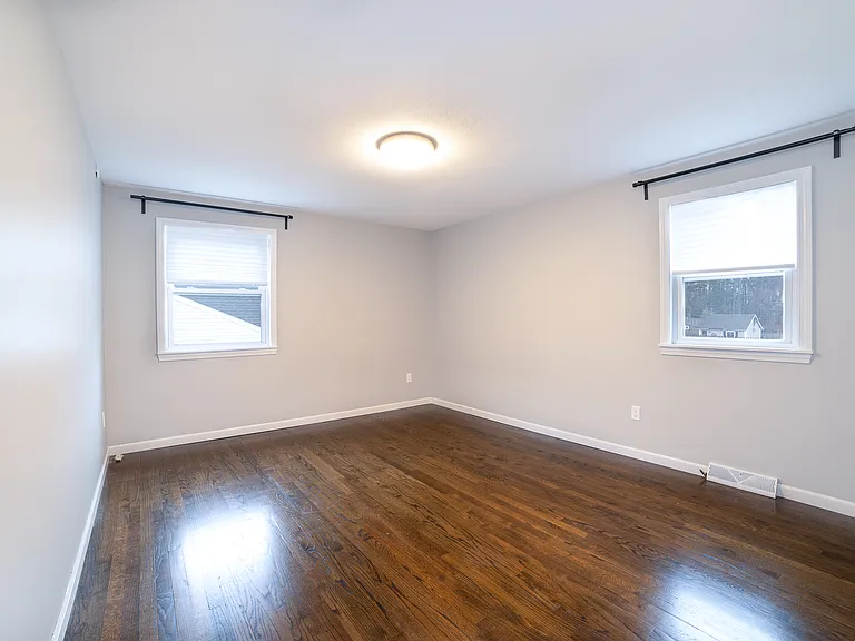 21 E Drumlin Rd — Photo 12
