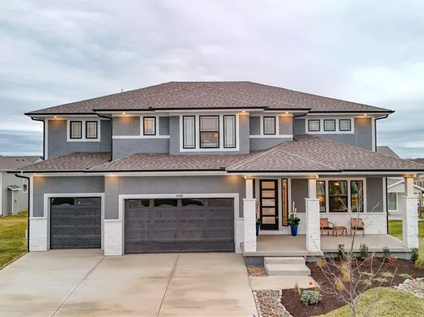 12402 W 182nd Ct, Overland Park, KS 66013