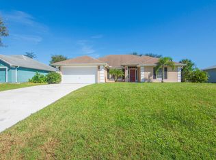 341 Herndon St, Sebastian, FL 32958