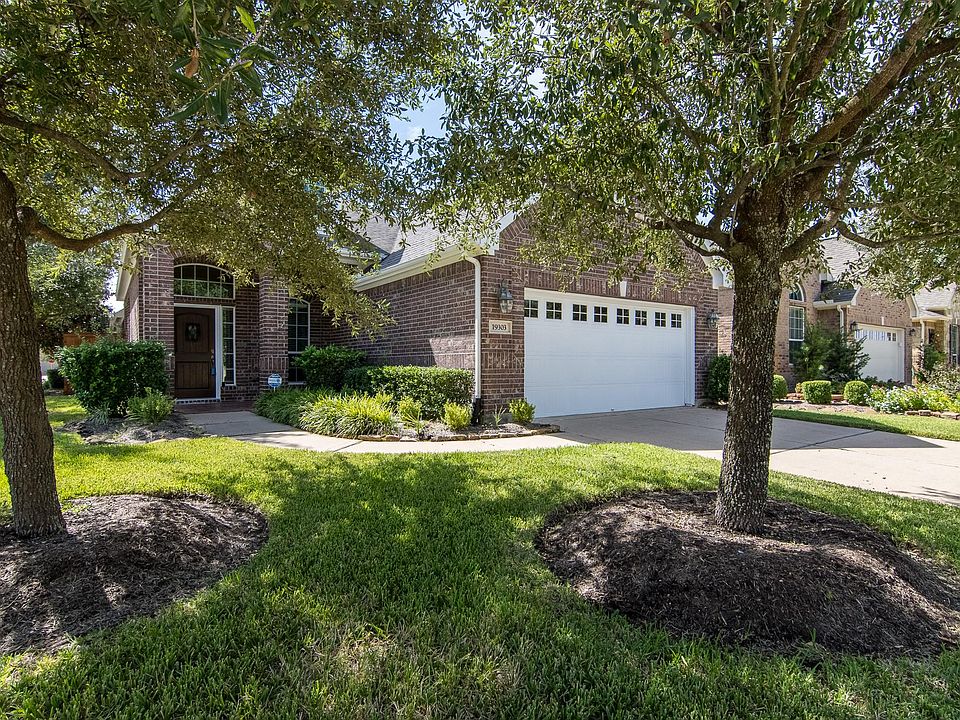 1st image of 19303 Blue Cove Ct