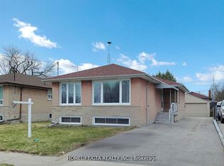 107 Milford Haven Dr, Toronto, ON M1G3C9