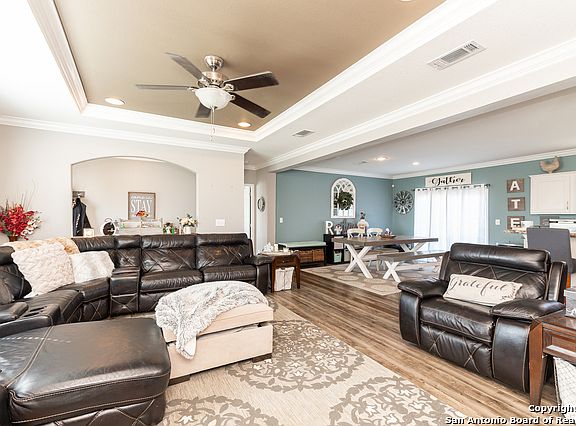 11893 Lakeshore Rd, Lyndonville, NY 14098 Australia